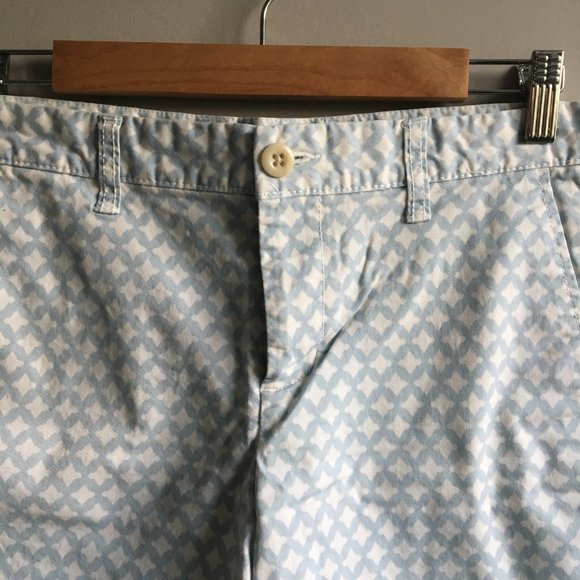⚪ 3/$15 GAP Girlfriend lattice pattern 6" Shorts - Picture 7 of 12